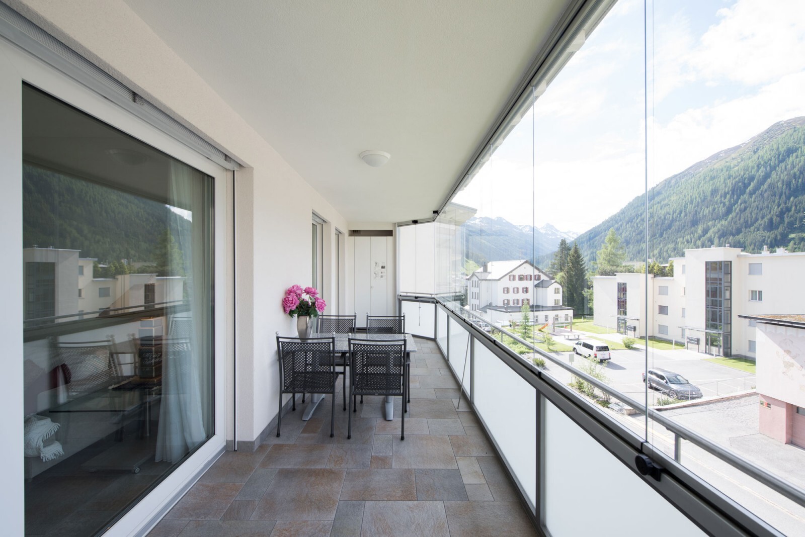 Ferienwohnung Casa Bellina Davos Balkon